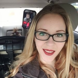 Meet your Posher, Brea